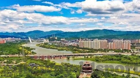 足球比分0 1-足球比分0:1，赛场风云中的一抹别样色彩